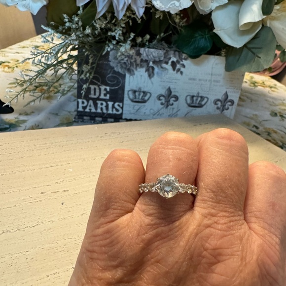 Costume rings size 7 4 rings total - Picture 4 of 5